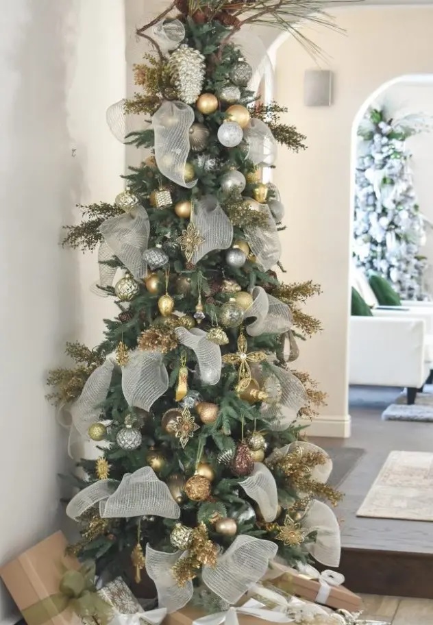 60 Μοναδικές φωτογραφίες διακόσμησης του Χριστουγεννιάτικου δέντρου μόνο για εσένα που λατρεύεις τα Χριστούγεννα