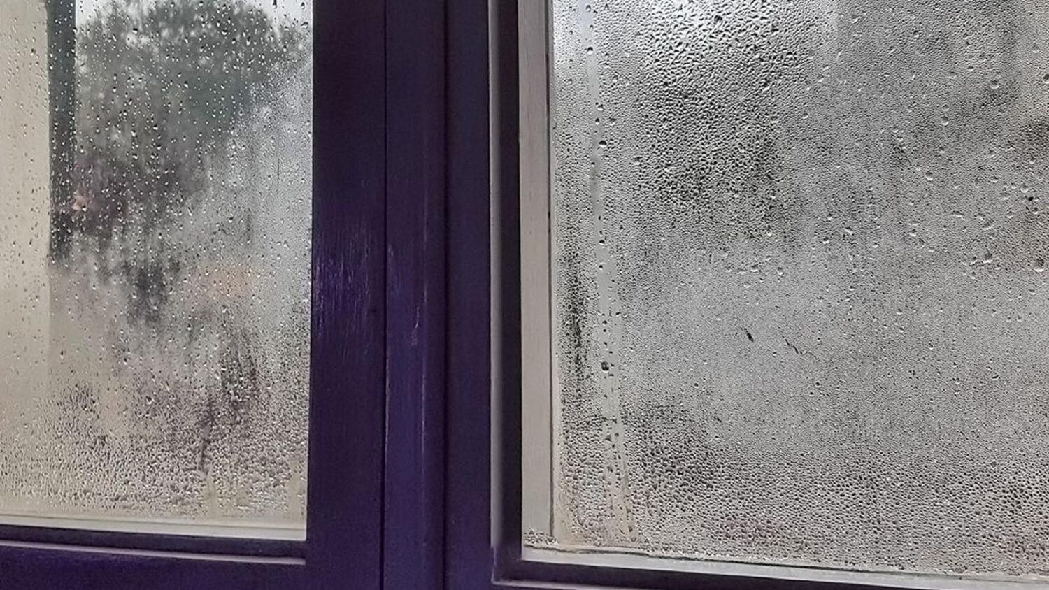 Με αυτό το απλό κόλπο θα σταματήσεις το "ίδρωμα" και τους υδρατμούς στα τζάμια και στα αλουμίνια