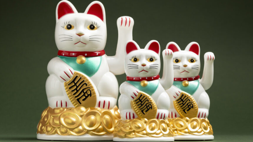 Ποια είναι η συναρπαστική ιστορία πίσω από την πολύ δημοφιλή "Γάτα που Γνέφει"