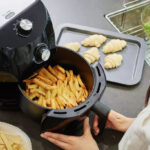 Air Fryer: Όσα Θα Θέλαμε να Μας Είχαν Πει την Πρώτη Μέρα – Απαντούν τα Μέλη μας