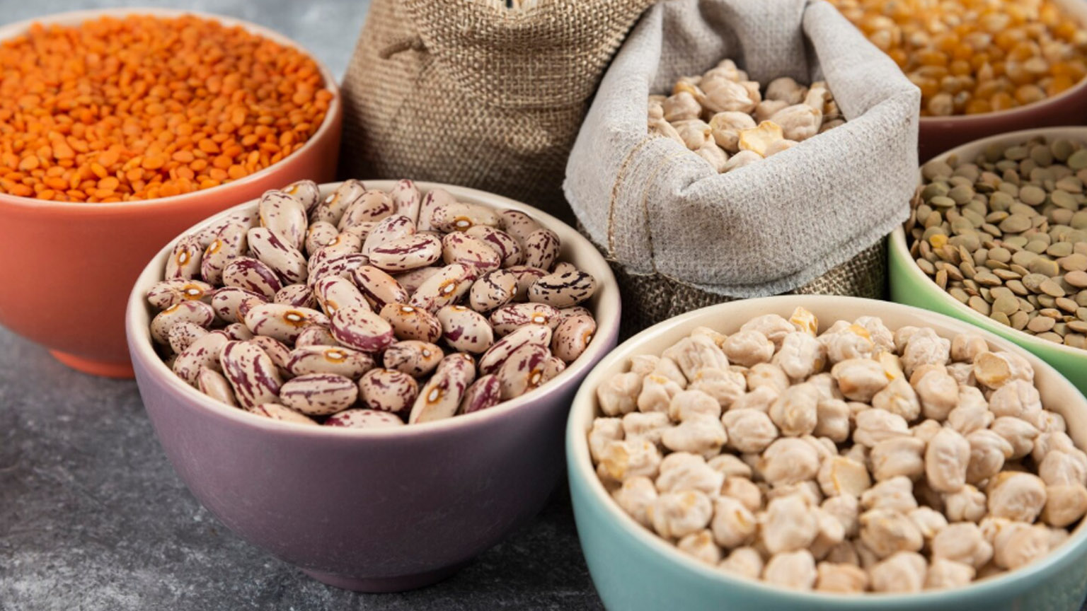 Αβοκάντο ή όσπρια: ποιο είναι πιο υγιεινό;