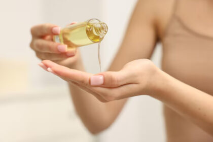 Μπορείς πραγματικά να βάζεις ελαιόλαδο στο δέρμα σου; Δερματολόγοι απαντούν