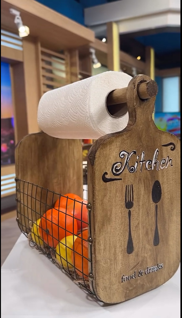 DIY κατασκευή: Το πιο πρωτότυπο καλάθι φτιάχνεται με ξύλα κοπής και σύρμα 2 DIY κατασκευή: Το πιο πρωτότυπο καλάθι φτιάχνεται με ξύλα κοπής και σύρμα