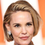 Το chic γαλλικό κούρεμα που «ανανεώνει» για γυναίκες άνω των 60