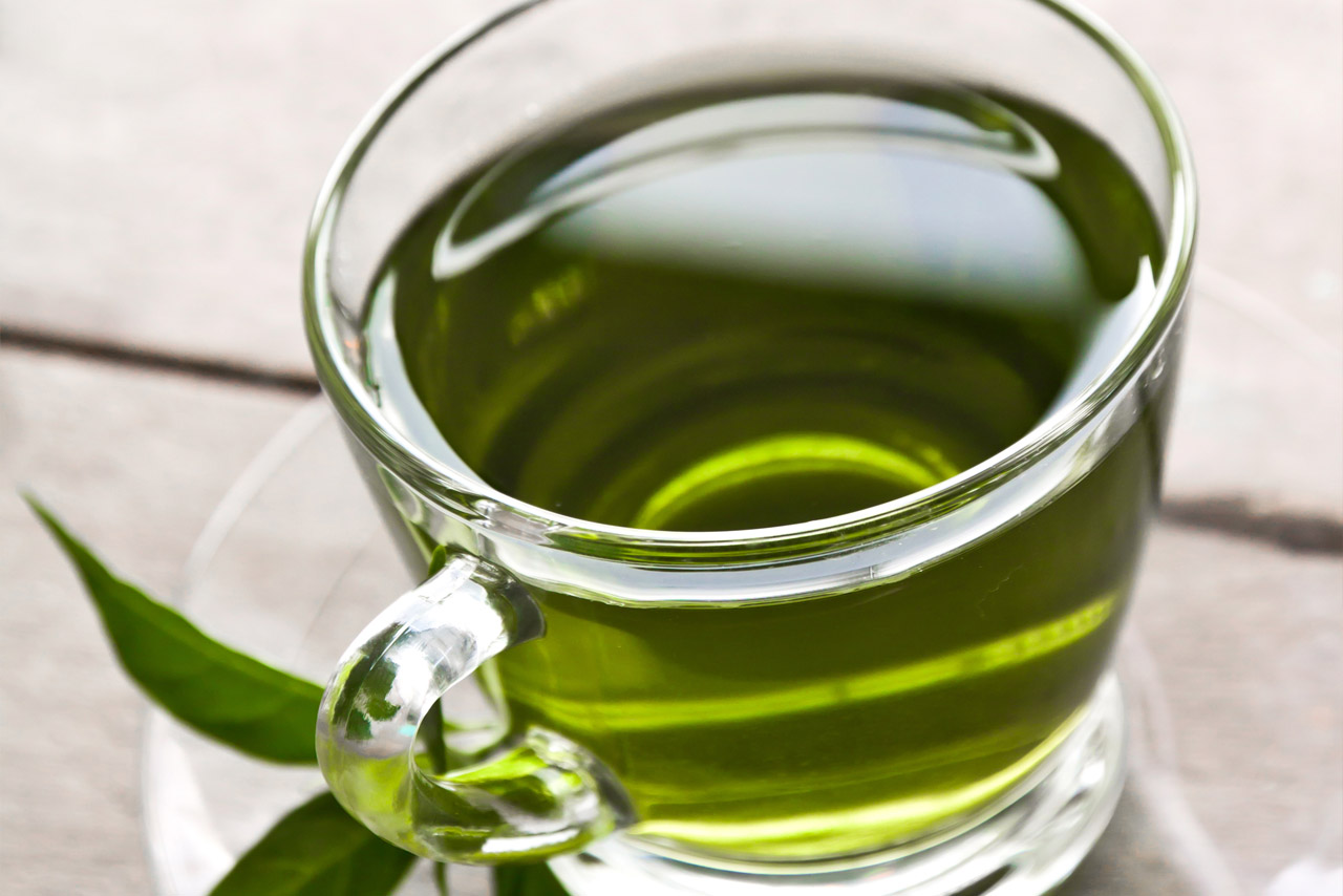 Δεν είναι πάντα αθώο: 6 παρενέργειες του πράσινου τσαγιού που αγνοούμε