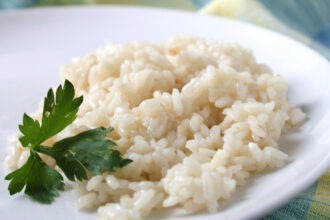 Πόσο μπορείς να διατηρήσεις το ρύζι στο ψυγείο για να μπορεί να φαγωθεί χωρίς φόβο