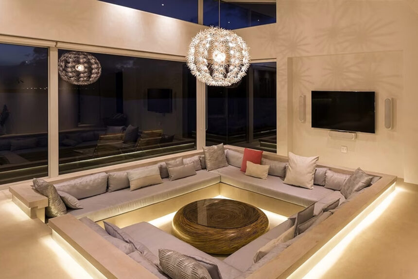 Βυθισμένα σαλόνια: Μια τάση που επιστρέφει αλλά ήρθε για να μείνει;