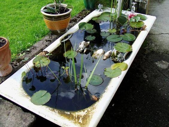 20 κατασκευές κήπου με παλιές μπανιέρες 4 20 κατασκευές κήπου με παλιές μπανιέρες