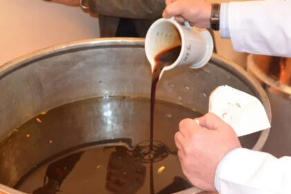 Άγιο Μύρο: Φτιάχνεται κάθε 10 χρόνια με 57 σπάνια υλικά