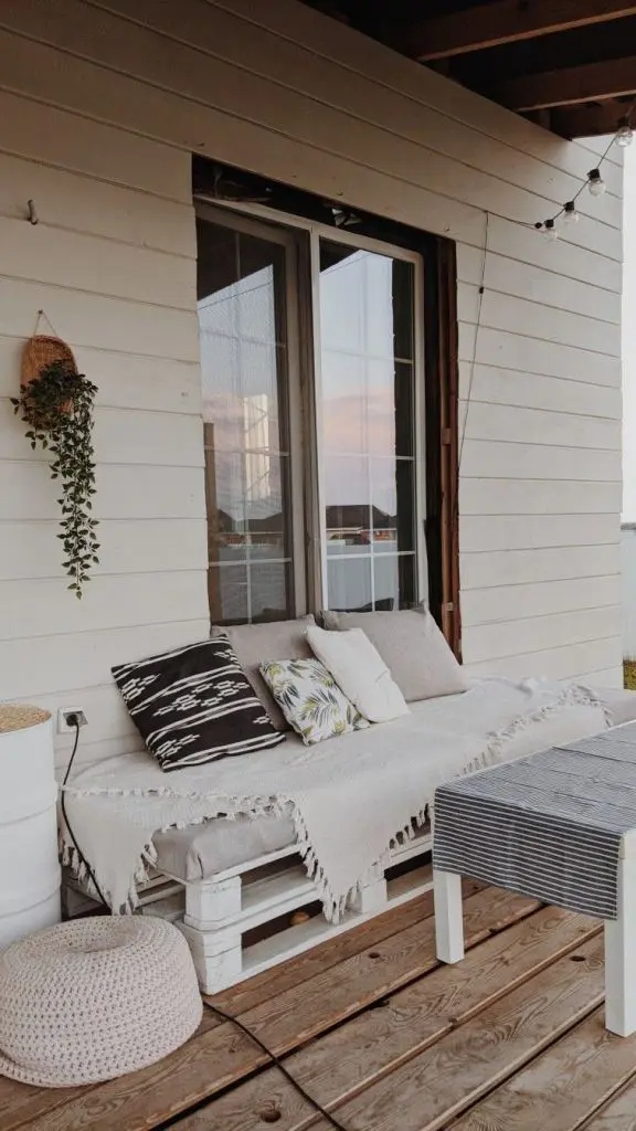 Παλέτες στον κήπο: Διακοσμήστε με αυτές τις 43 Ιδέες χωρίς πολλά χρήματα αλλά με πολύ γούστο 39 Παλέτες στον κήπο: Διακοσμήστε με αυτές τις 43 Ιδέες χωρίς πολλά χρήματα αλλά με πολύ γούστο