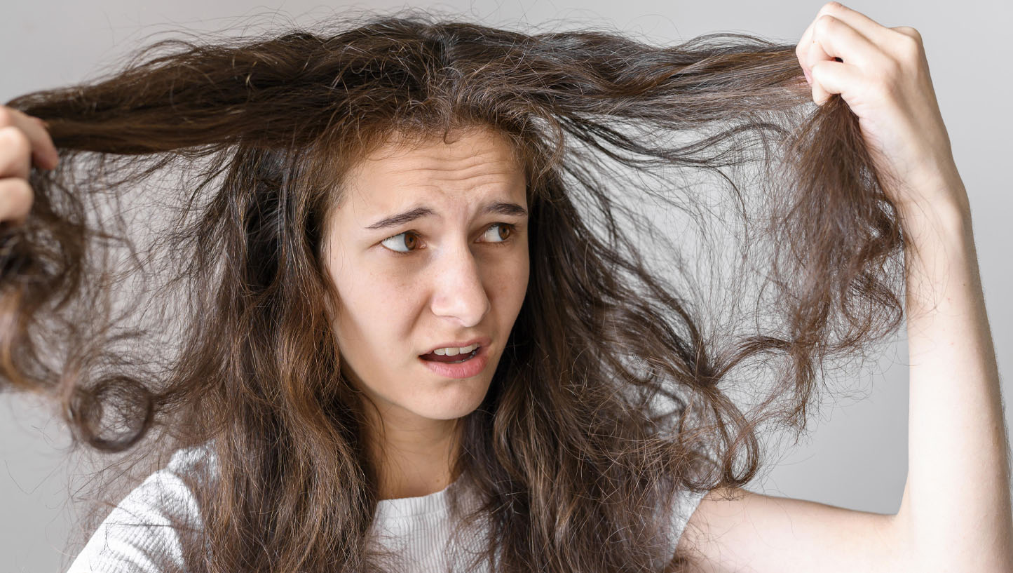 Από Το Φριζάρισμα Στην Τελειότητα: Καταπολεμήστε Τα Προβλήματα Στα Μαλλιά Σας Με Αυτές Τις Λύσεις