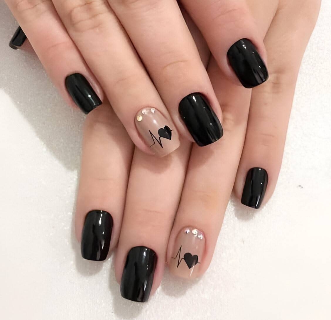 30 Κοντά Νύχια που Δείχνουν Κομψά και Περιποιημένα Χωρίς Να Είναι Υπερβολικά 2 30 Κοντά Νύχια που Δείχνουν Κομψά και Περιποιημένα Χωρίς Να Είναι Υπερβολικά