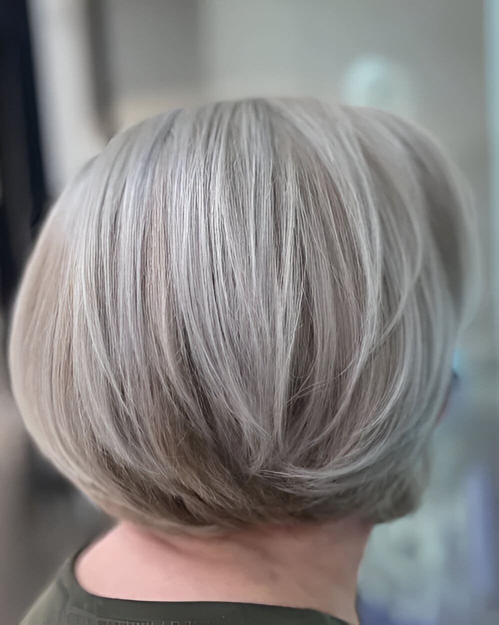 Τα 50 πιο κολακευτικά κουρέματα για γυναίκες άνω των 60 που αφαιρούν χρόνια 25 Τα 50 πιο κολακευτικά κουρέματα για γυναίκες άνω των 60 που αφαιρούν χρόνια