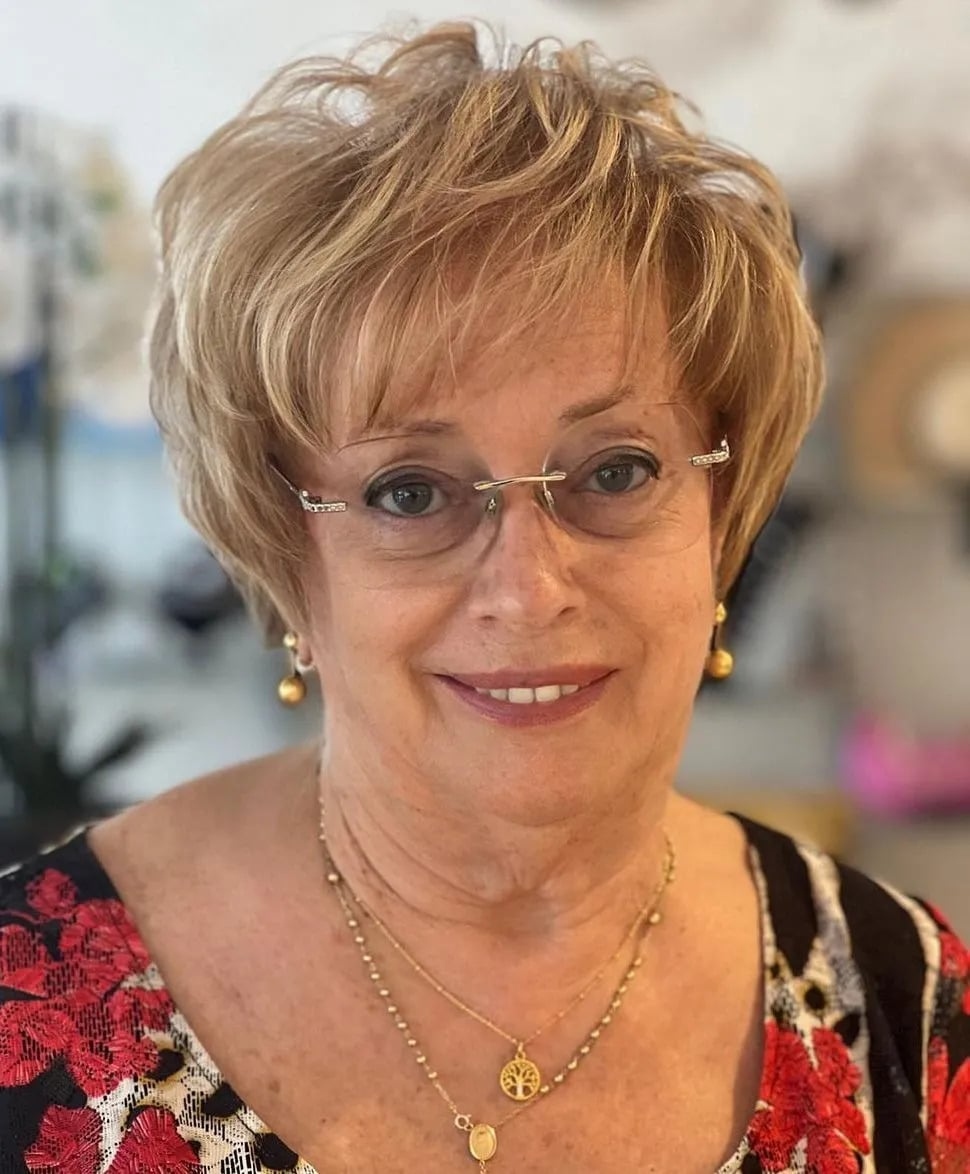 Τα 50 πιο κολακευτικά κουρέματα για γυναίκες άνω των 60 που αφαιρούν χρόνια 26 Τα 50 πιο κολακευτικά κουρέματα για γυναίκες άνω των 60 που αφαιρούν χρόνια