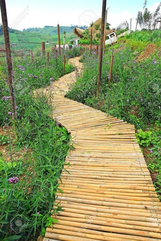 15 μονοπάτια για τον κήπο σας που θα φτιάξετε σε ένα Σαββατοκύριακο χωρίς να χαλάσετε χρήματα 7 15 μονοπάτια για τον κήπο σας που θα φτιάξετε σε ένα Σαββατοκύριακο χωρίς να χαλάσετε χρήματα