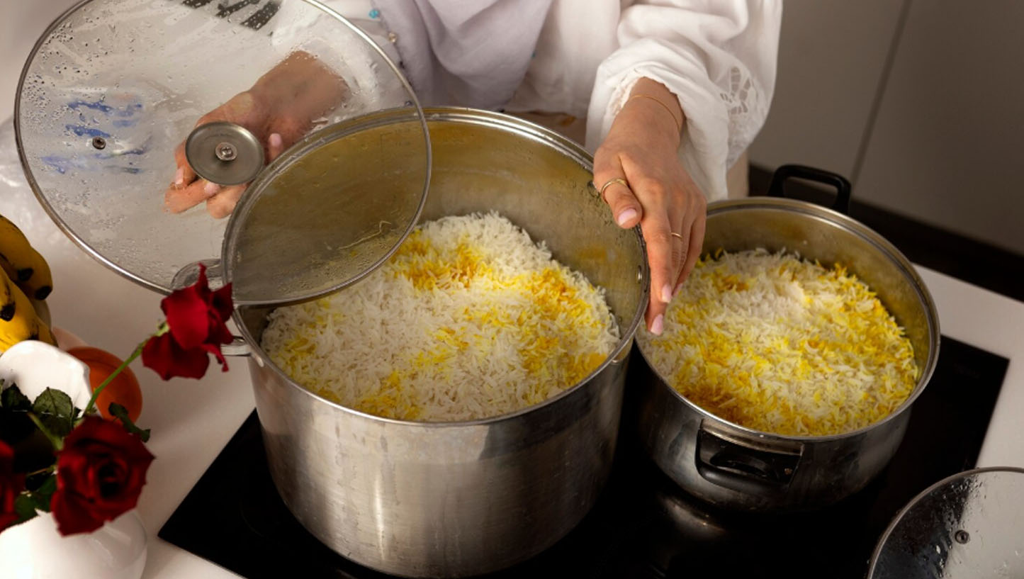 Αυτός είναι ο σωστός τρόπος να ξαναζεστάνετε το ρύζι