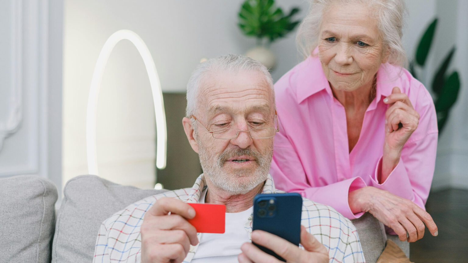 Σας καλούν και το κλείνουν αμέσως; Ποια είναι η μέθοδος “Wangiri” που χρησιμοποιούν οι απατεώνες - Τι δεν πρέπει να κάνετε