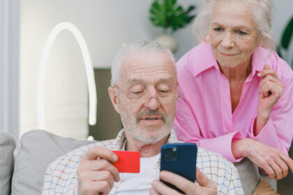 Σας καλούν και το κλείνουν αμέσως; Ποια είναι η μέθοδος “Wangiri” που χρησιμοποιούν οι απατεώνες - Τι δεν πρέπει να κάνετε