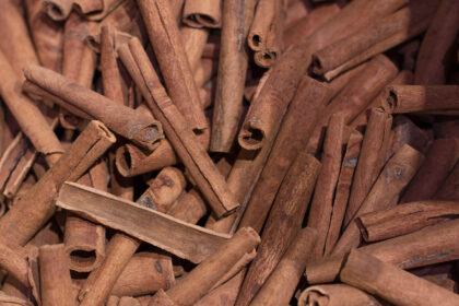 Από που "κρατάει η σκούφια" της κανέλας; Μια ιστορία που ελάχιστοι γνωρίζουν - Τελικά τρώμε αυθεντική κανέλα ή Κάσια