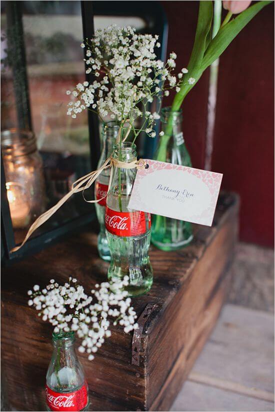 10 κατασκευές κήπου με μπουκάλια και κουτάκια Coca-Cola 8 10 κατασκευές κήπου με μπουκάλια και κουτάκια Coca-Cola