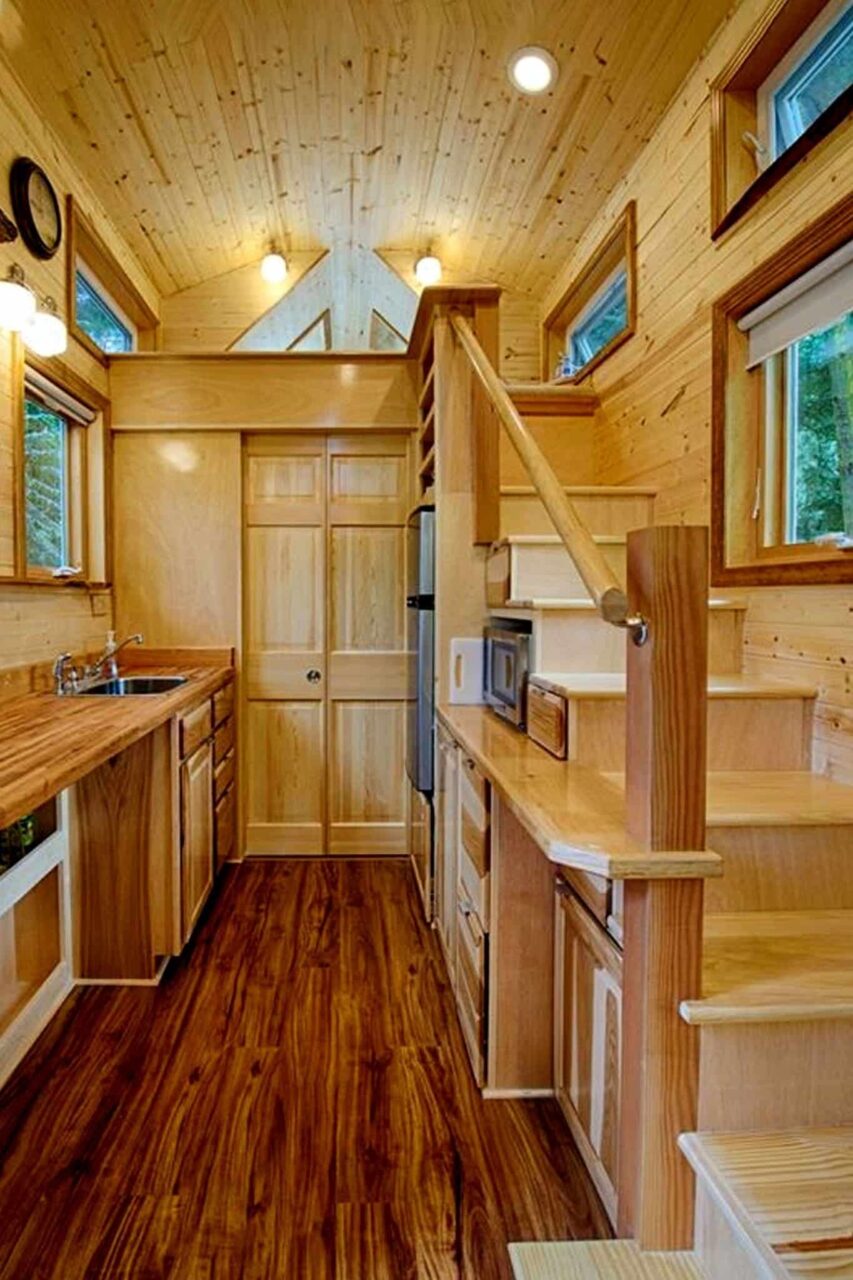 Μικρά σπίτια με πατάρι και σοφίτα: 100 ιδέες και design hacks για να κάνεις ένα μικρό σπίτι να φαίνεται μεγαλύτερο και άνετο 15 Μικρά σπίτια με πατάρι και σοφίτα: 100 ιδέες και design hacks για να κάνεις ένα μικρό σπίτι να φαίνεται μεγαλύτερο και άνετο