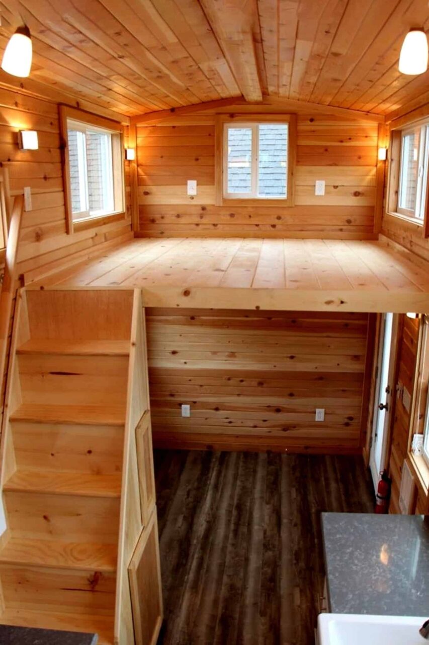 Μικρά σπίτια με πατάρι και σοφίτα: 100 ιδέες και design hacks για να κάνεις ένα μικρό σπίτι να φαίνεται μεγαλύτερο και άνετο 19 Μικρά σπίτια με πατάρι και σοφίτα: 100 ιδέες και design hacks για να κάνεις ένα μικρό σπίτι να φαίνεται μεγαλύτερο και άνετο