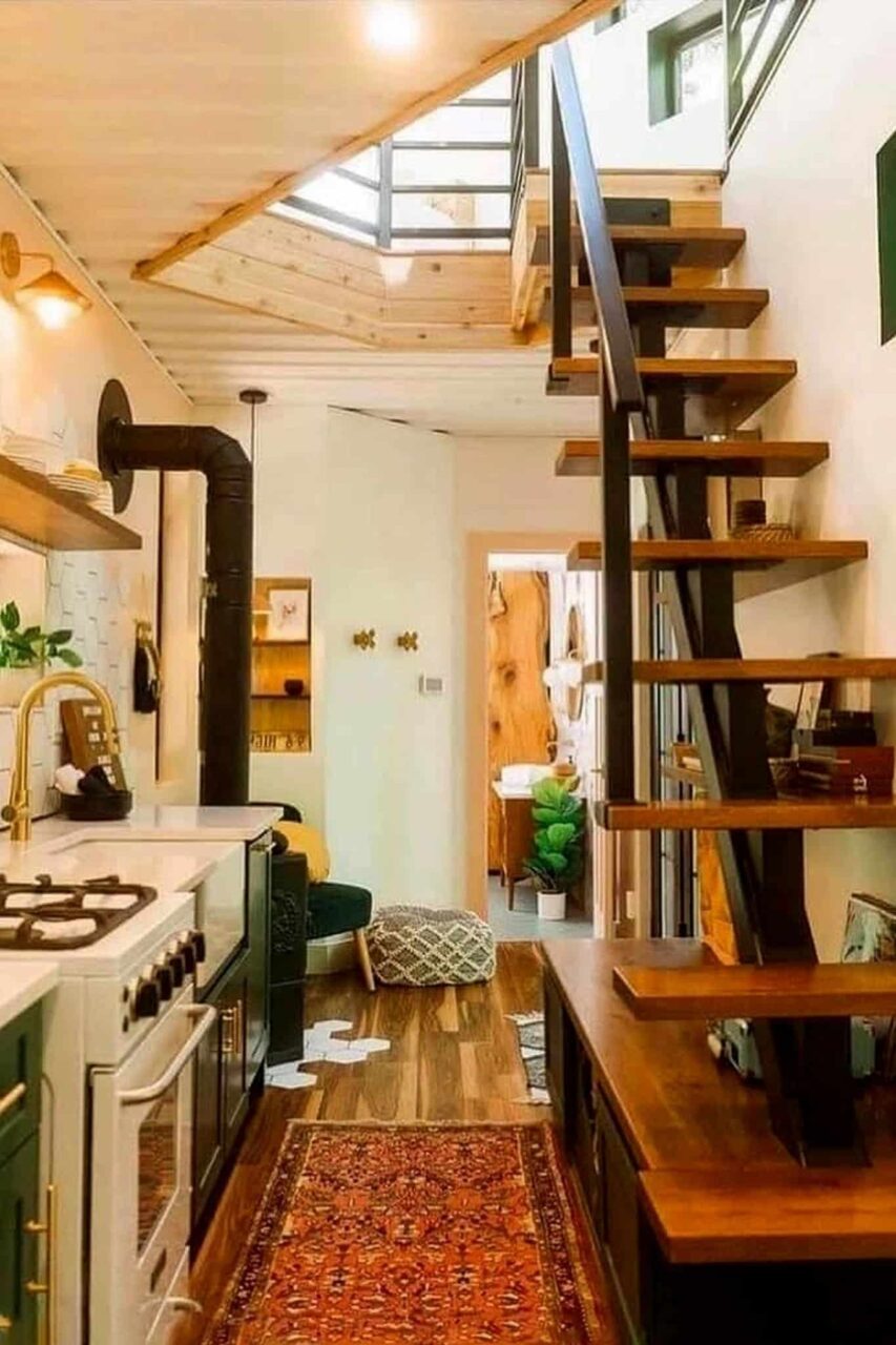 Μικρά σπίτια με πατάρι και σοφίτα: 100 ιδέες και design hacks για να κάνεις ένα μικρό σπίτι να φαίνεται μεγαλύτερο και άνετο 64 Μικρά σπίτια με πατάρι και σοφίτα: 100 ιδέες και design hacks για να κάνεις ένα μικρό σπίτι να φαίνεται μεγαλύτερο και άνετο