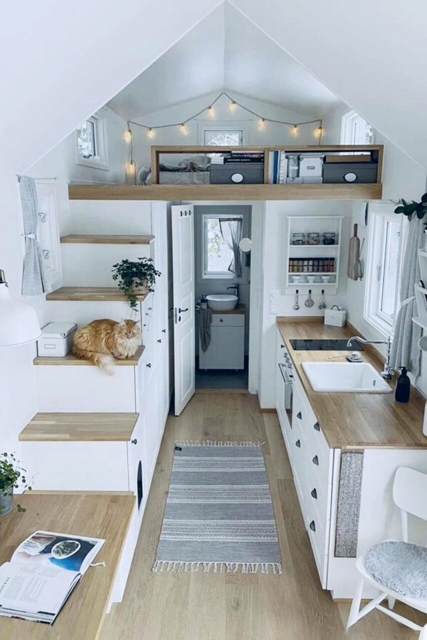 Μικρά σπίτια με πατάρι και σοφίτα: 100 ιδέες και design hacks για να κάνεις ένα μικρό σπίτι να φαίνεται μεγαλύτερο και άνετο 92 Μικρά σπίτια με πατάρι και σοφίτα: 100 ιδέες και design hacks για να κάνεις ένα μικρό σπίτι να φαίνεται μεγαλύτερο και άνετο