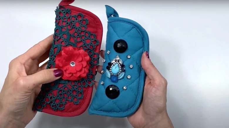 12 DIY έξυπνοι τρόποι να αξιοποιήσεις τις παλιές πιάστρες της κουζίνας - Δεν πάει το μυαλό σου τι μπορείς να κάνεις 2 12 DIY έξυπνοι τρόποι να αξιοποιήσεις τις παλιές πιάστρες της κουζίνας - Δεν πάει το μυαλό σου τι μπορείς να κάνεις