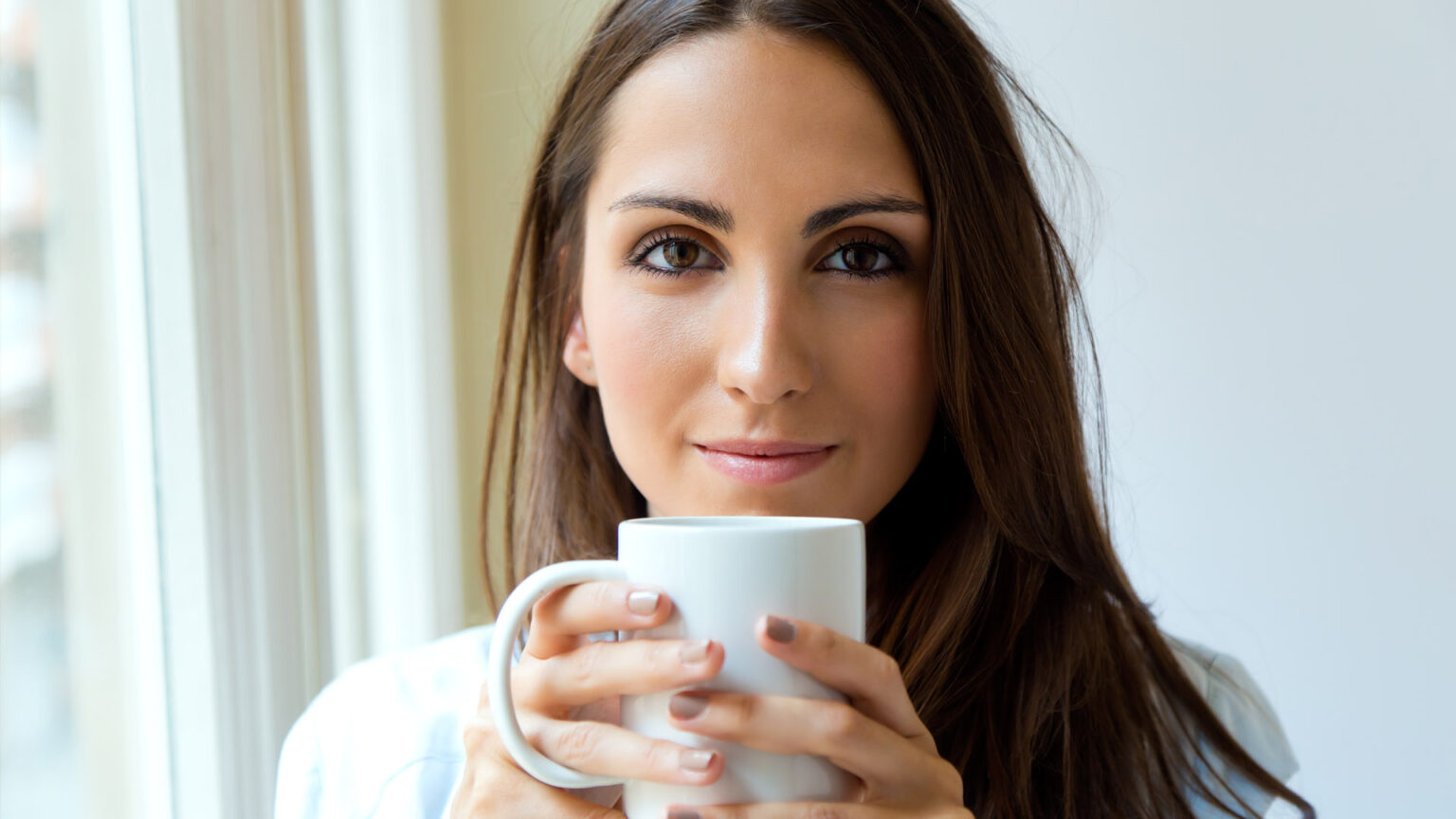 Ειδικός εξηγεί πότε πρέπει να πίνουμε τον τελευταίο καφέ της ημέρας