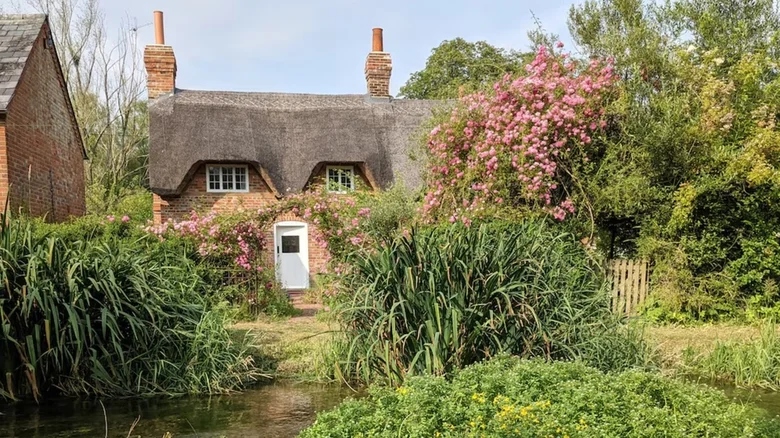 9 σπίτια Airbnb που μοιάζουν βγαλμένα από παραμύθι - Μερικά είναι πιο μαγικά κι από κάστρο της Disney 10 9 σπίτια Airbnb που μοιάζουν βγαλμένα από παραμύθι - Μερικά είναι πιο μαγικά κι από κάστρο της Disney