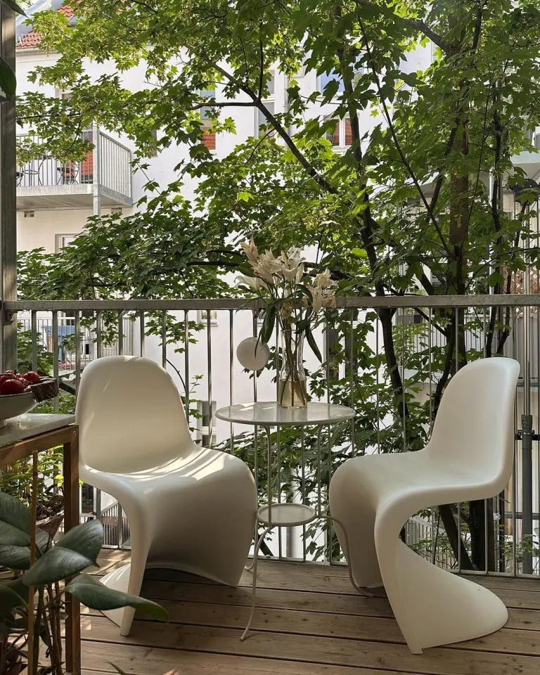 36 μικρά και λειτουργικά τραπεζάκια για μικρό μπαλκόνι για να απολαμβάνεις τον καφέ σου και το πρωινό 7 36 μικρά και λειτουργικά τραπεζάκια για μικρό μπαλκόνι για να απολαμβάνεις τον καφέ σου και το πρωινό