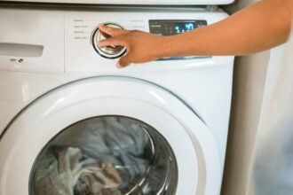 800, 1.000, 1.200 ή 1.400 στροφές στο πλυντήριο; Η ρύθμιση που χρησιμοποιούν οι περισσότεροι λάθος