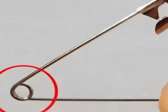 Η μικρή τρύπα στην παραμάνα που οι περισσότεροι αγνοούν - Κι όμως έχει απίστευτη χρήση