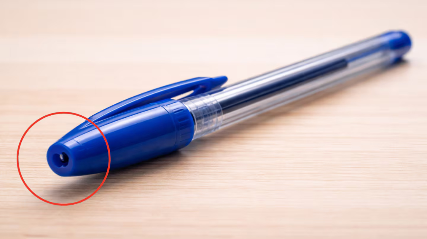 τρύπα στο καπάκι του στυλό