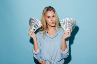 Τύχη στα οικονομικά για 3 ζώδια: Έρχονται απρόσμενα χρήματα και μεγάλες ευκαιρίες