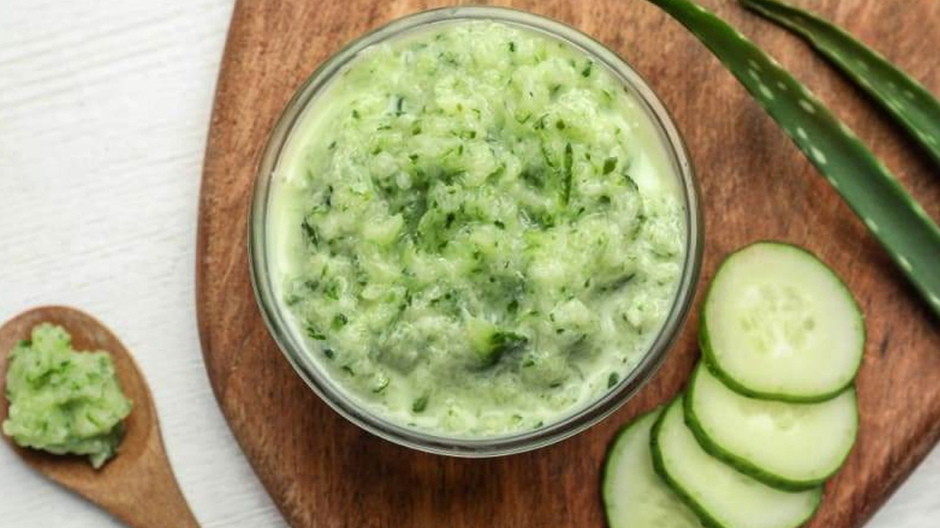 Φτιάξτε Vegan μάσκες για το πρόσωπο: Λάμψη και σφριγηλότητα σε λίγα βήματα