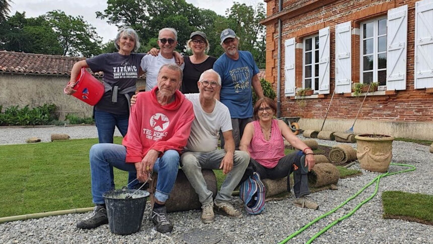 Αρνήθηκαν το γηροκομείο: 14 ηλικιωμένοι ένωσαν τα χρήματά τους και αγόρασαν το δικό τους σπίτι