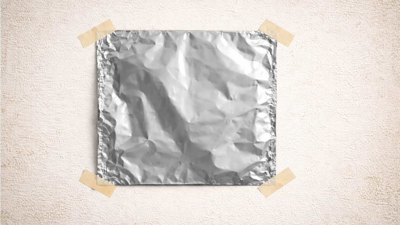 Κόλλησε αλουμινόχαρτο στον τοίχο και θα καταλάβεις αμέσως από που προέρχεται η υγρασία