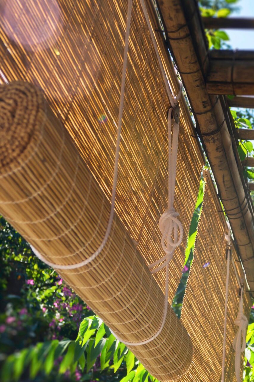 Δεν έχεις τέντα στον κήπο; 6 έξυπνοι τρόποι για να έχεις σκιά σε κήπο και μπαλκόνι χωρίς πολλά έξοδα 4 Δεν έχεις τέντα στον κήπο; 6 έξυπνοι τρόποι για να έχεις σκιά σε κήπο και μπαλκόνι χωρίς πολλά έξοδα