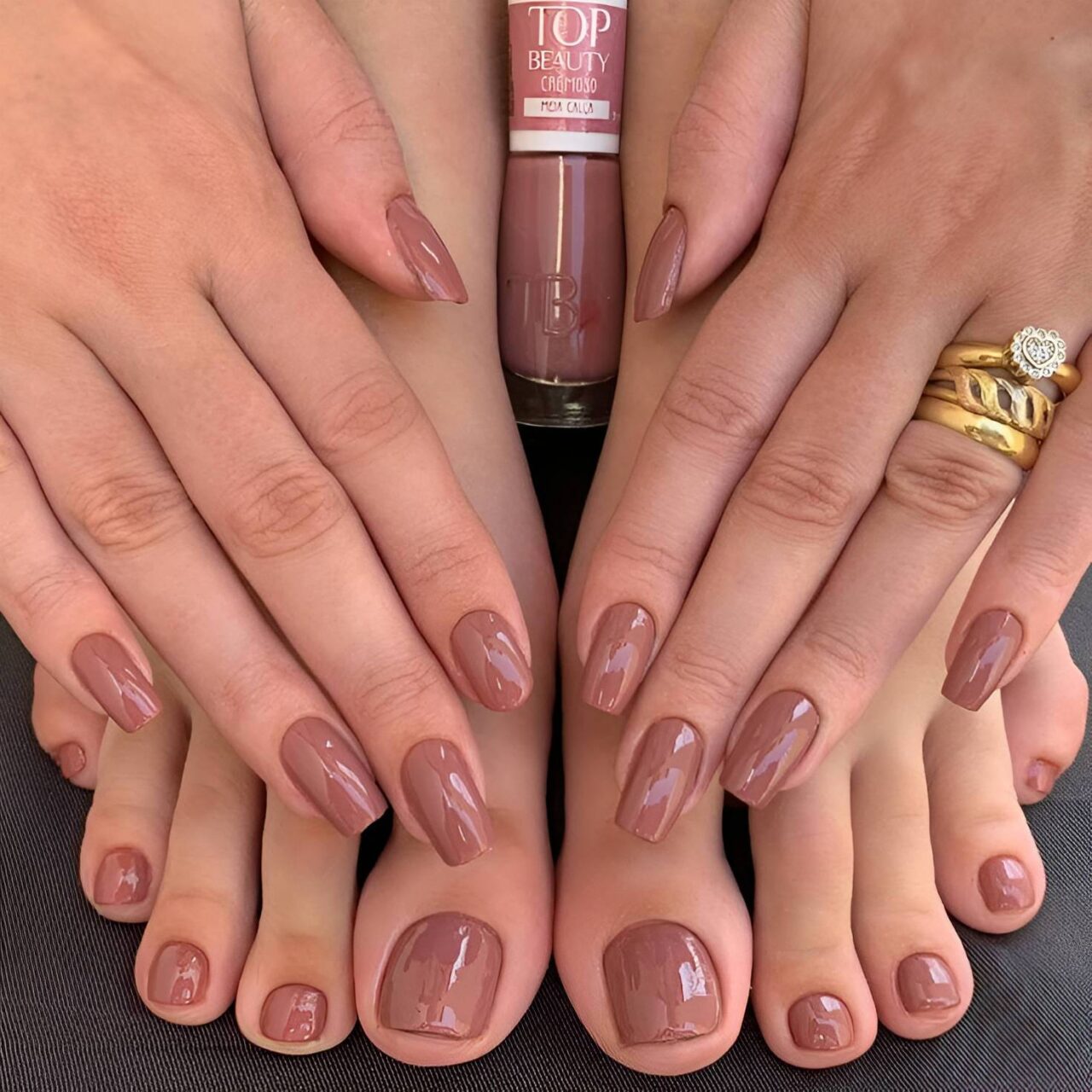 20 ιδέες για matching νύχια χεριών και ποδιών που θα αντιγράψεις αυτό το καλοκαίρι 19 20 ιδέες για matching νύχια χεριών και ποδιών που θα αντιγράψεις αυτό το καλοκαίρι