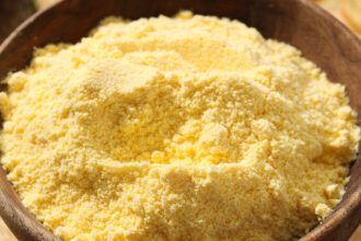 Αντίο στη τριμμένη φρυγανιά: Το φθηνό υλικό που δίνει το ίδιο αποτέλεσμα και μπορεί και καλύτερο