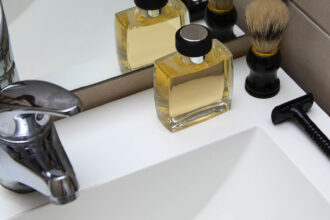 Μην βάζεις ποτέ τα αρώματα εδώ γιατί θα χαλάσουν πριν το καταλάβεις