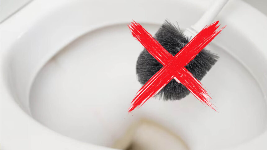 Αντίο στις κλασικές βούρτσες τουαλέτας: Ο αντικαταστάτης τους που μας σώσει από τα μικρόβια