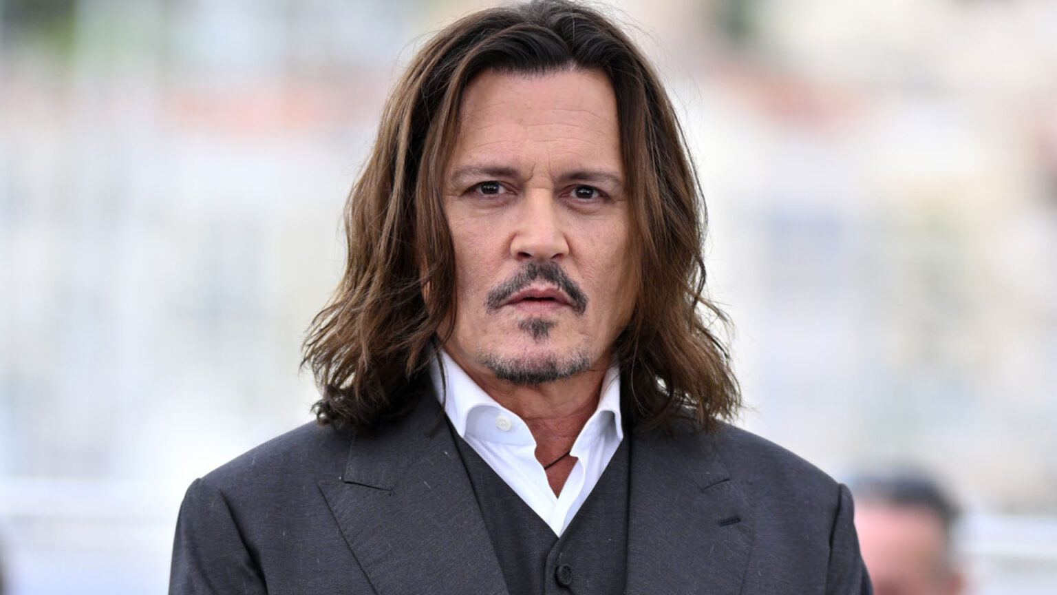 Πώς Άδειασαν τον Λογαριασμό του Johnny Depp