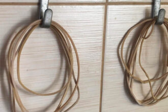 Ξεχάστε τα λαστιχάκια: Το άλλο απλό αντικείμενο που οργανώνει καλύτερα και δεν χαλάει ποτέ